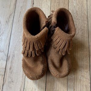 Minnetonka toddler moccasins